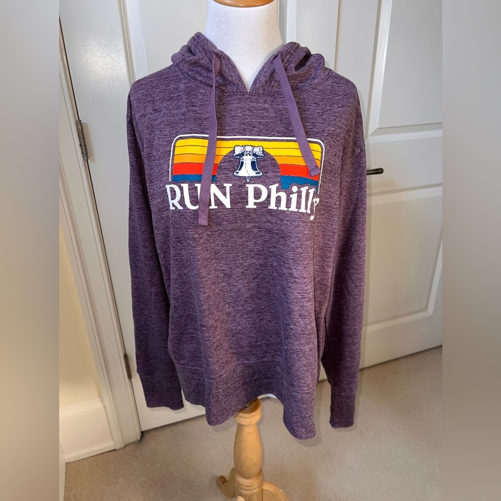 NWT Run Philly 2026 Marathon Weekend Hoodie Sweatshirt Philadelphia